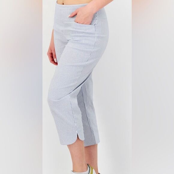 S.C.& CO. Women’s Stripe Tummy Control Capri Pants Size 10 - Picture 2 of 10